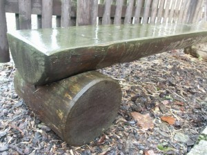 Dřevo v zahradě - zahradní nábytek